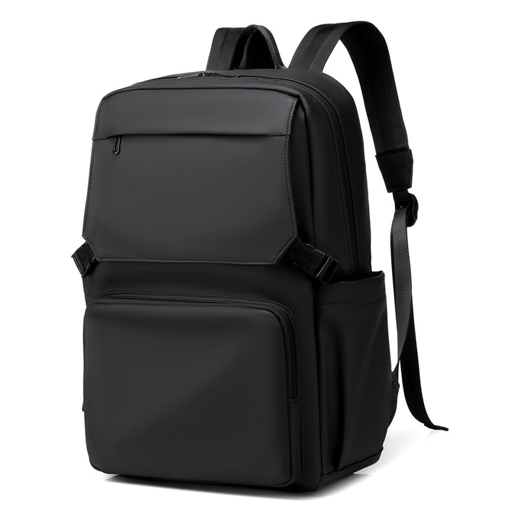 Schlanker minimalistischer multifunktionaler Rucksack Karnz