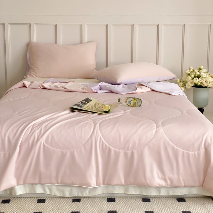 Leichte Steppdecke aus Mikrofaser-Satin, atmungsaktiv und hypoallergen