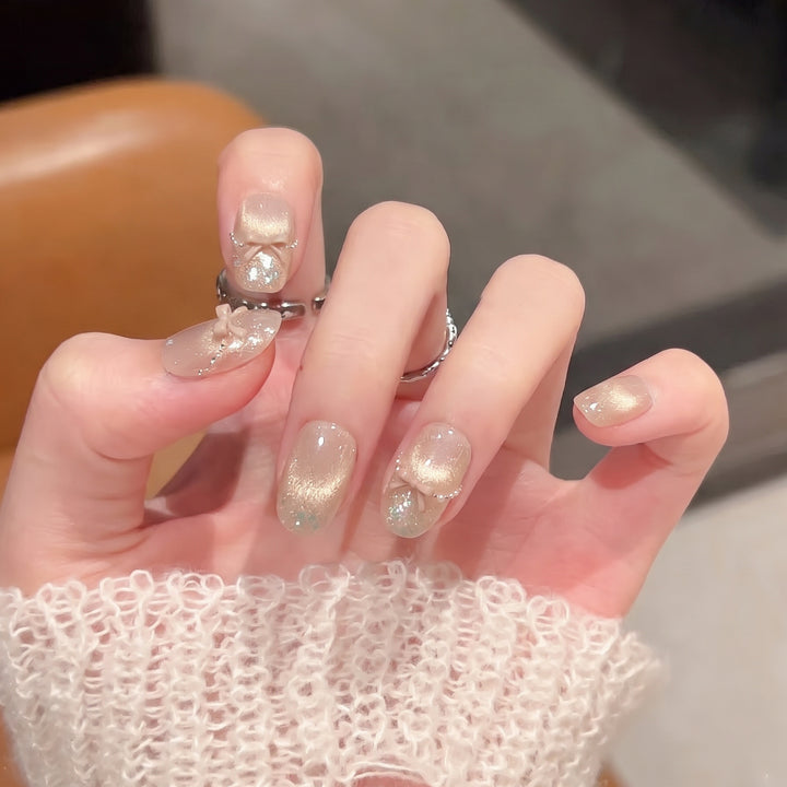 Press-On-Nagelkunst-Set mit eleganten Schleifenakzenten Karnz