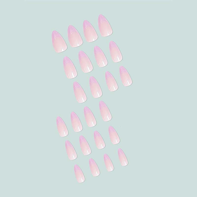 Elegante Stiletto-Kunstnägel mit Ombre-Effekt Karnz