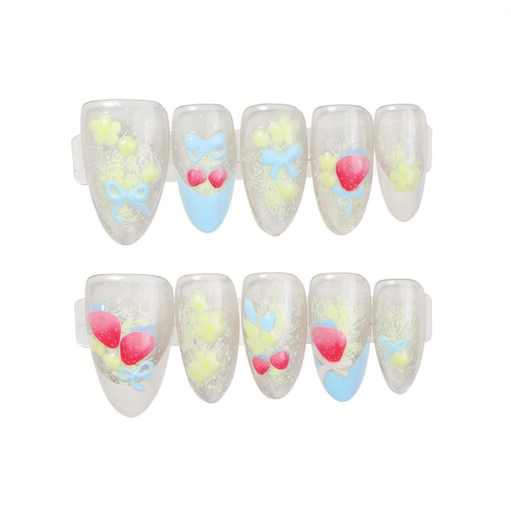 Verspieltes dekoratives Press-On-Nagelset Karnz