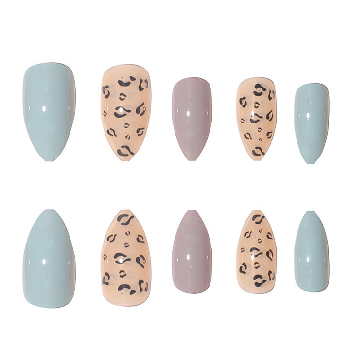 Stylisches Langzeit-Press-On-Nagelset mit abstraktem Leopardenmuster Karnz