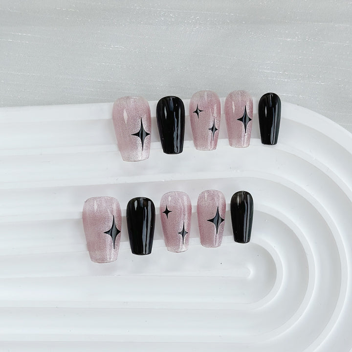 Press-On Nagelkunst Set mit Sternakzenten