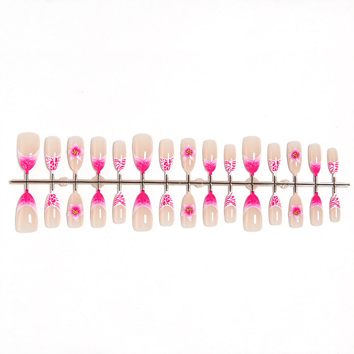 Kunstnagel-Set mit floralem Design und Glitzerdetails Karnz