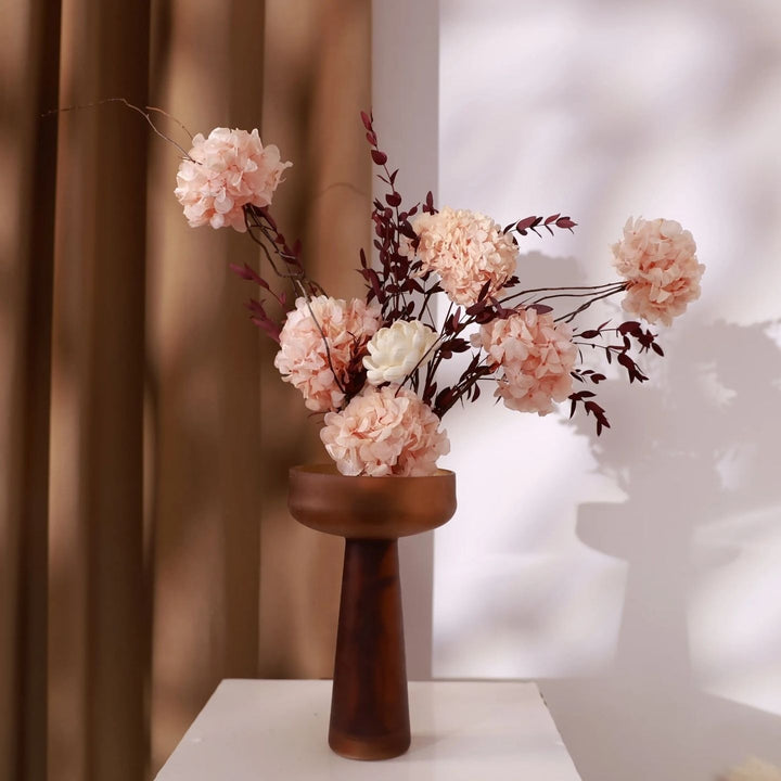 Künstlerische Florale Skulptur
