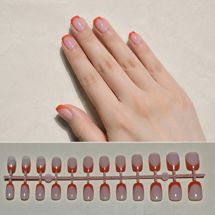 Chic Französisches Tip Press-On Nagelkunstset Karnz