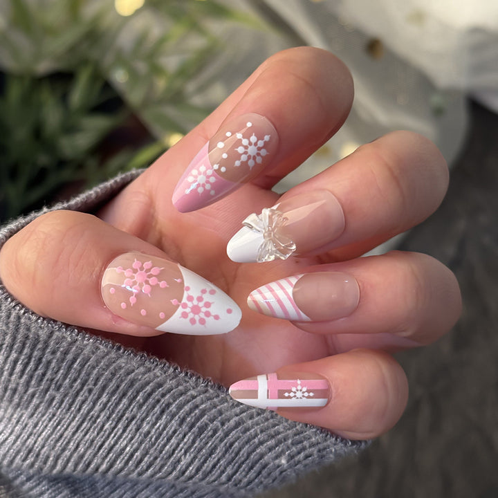 Elegantes Press-On-Nagelkunst-Set Karnz