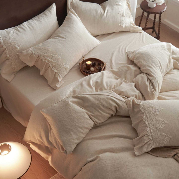 Textured Linen-Blend Duvet Cover Set with Scalloped Lace Appliqué and Ruffled Bed Skirt