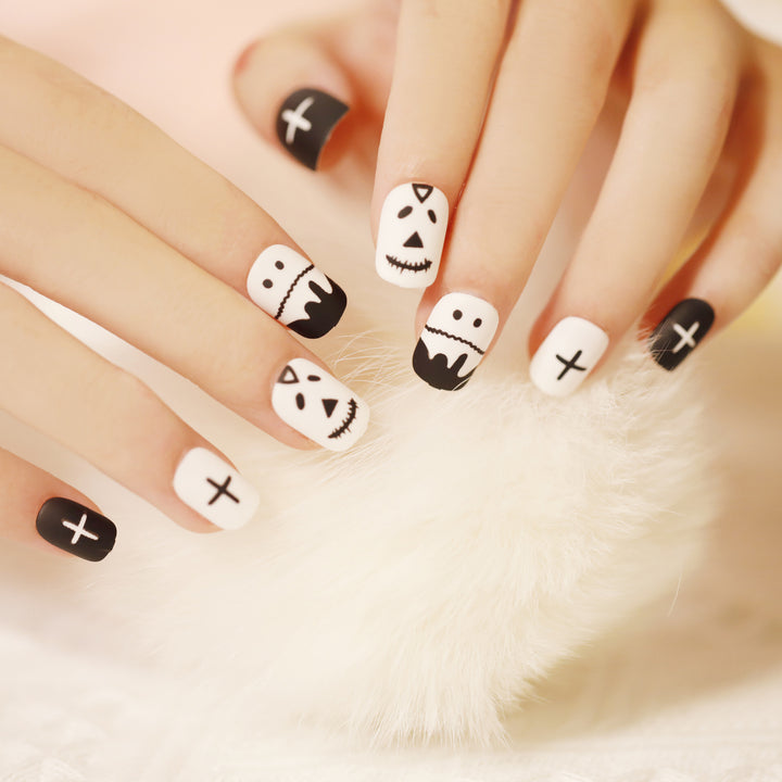 Kreative Halloween Nagelkunst Karnz