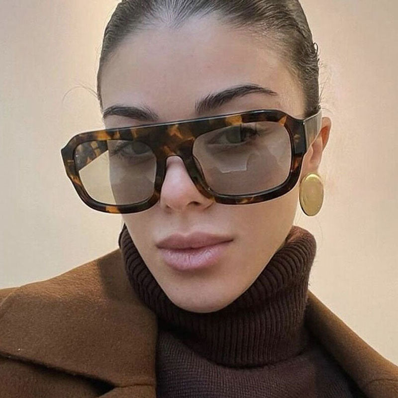 Damen modische quadratische Sonnenbrille mit auffälligem Tierdruckdesign Karnz