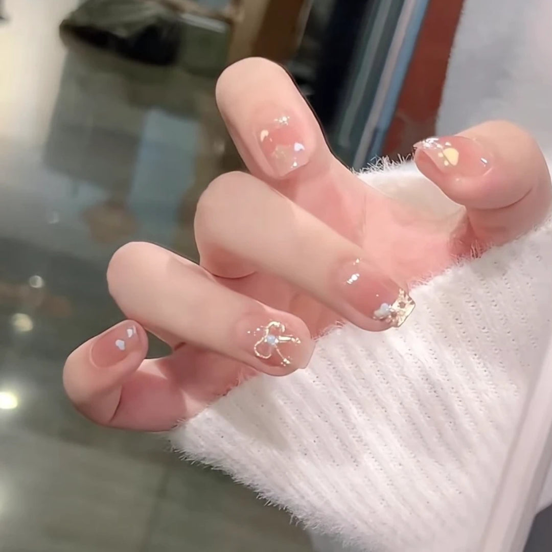 Kreative Kunstnägel mit niedlichen Tiermotiven Karnz