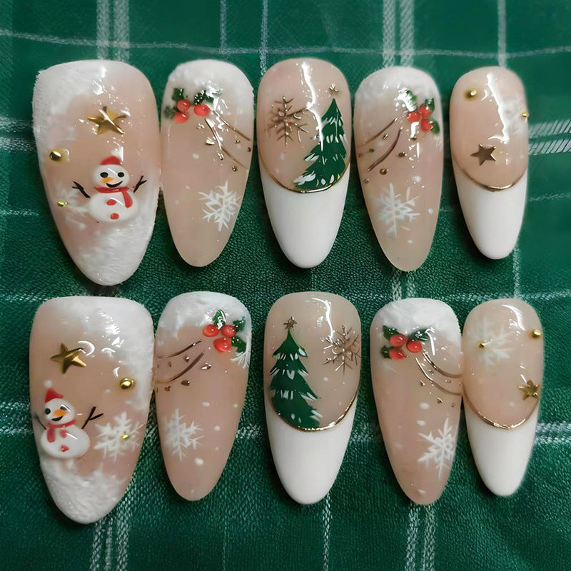 Kunstnagelset mit festlichen Wintermotiven und kreativen Designs Karnz