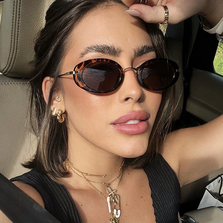 Damen modische Sonnenbrille im eleganten Ovaldesign Karnz