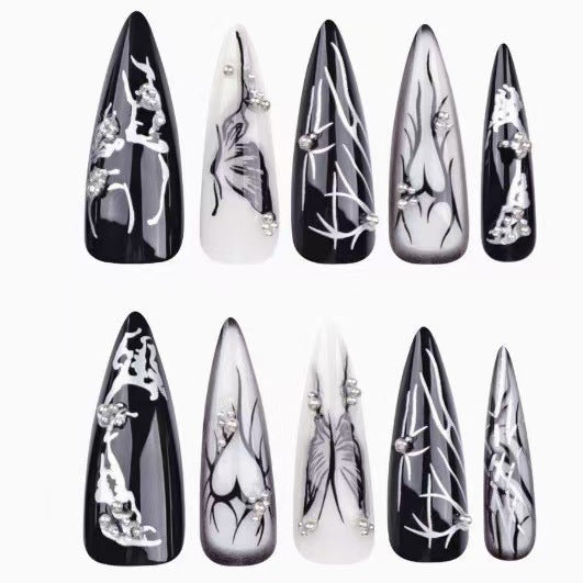 Künstlerische Stiletto-Nagelkunst