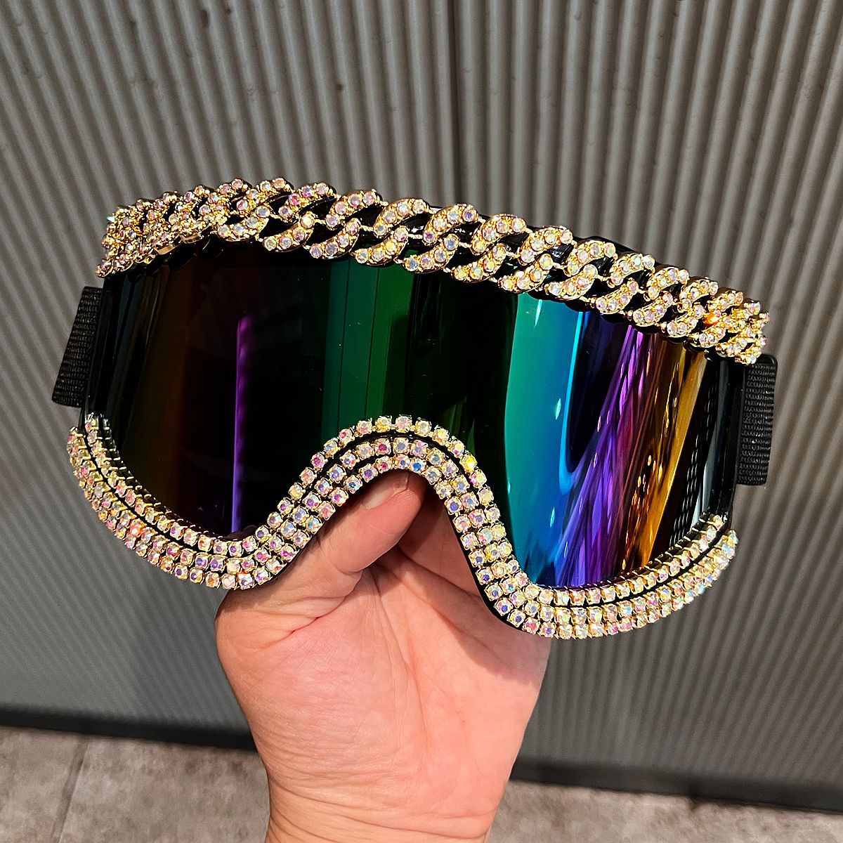 Damen Skibrille mit glamourösem Kristallrahmen Karnz