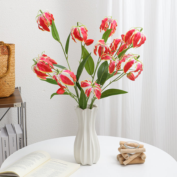 Künstlicher Orchideenstrauß mit lebendigen Blüten und feinen Details Karnz