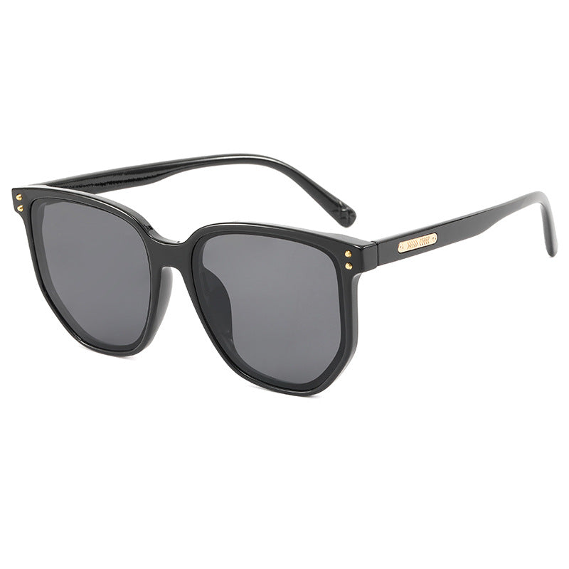 Damen modische Oversized-Sonnenbrille mit robustem Kunststoffrahmen Karnz