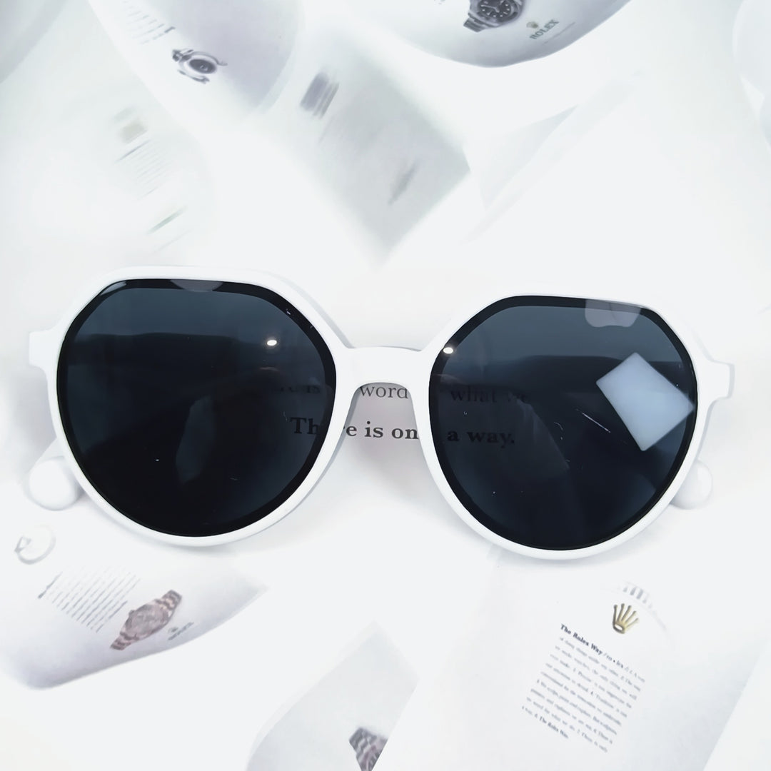 Damen Geometrische Sonnenbrille mit extravagantem Akzent Karnz