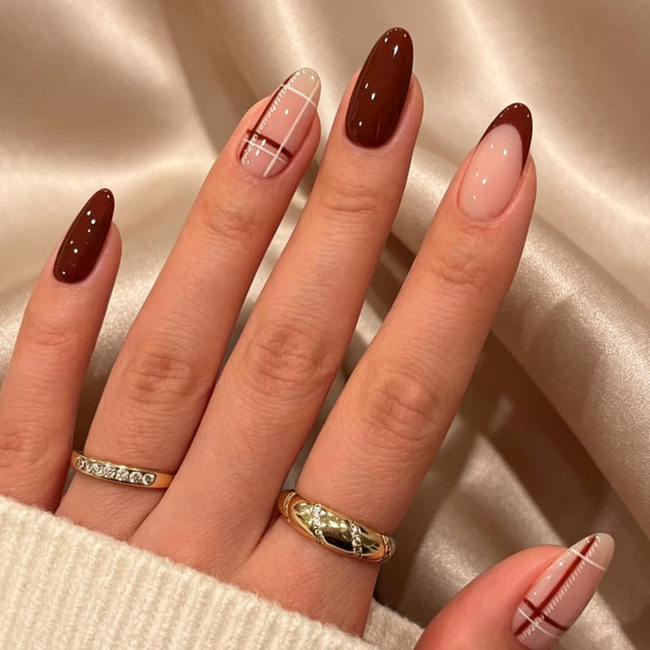Elegante Glänzende Nagelspitzen Set Karnz
