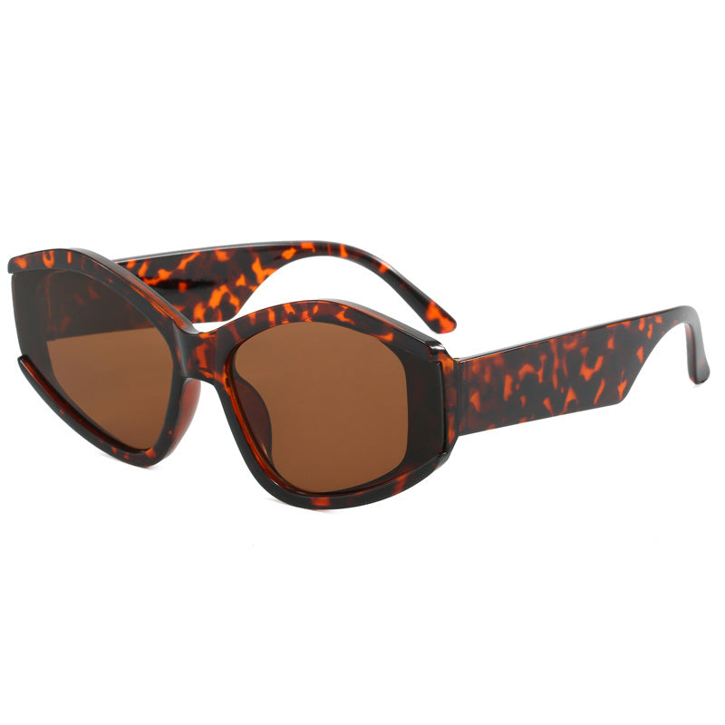 Damen modische Sonnenbrille mit markantem, futuristischem Design Karnz