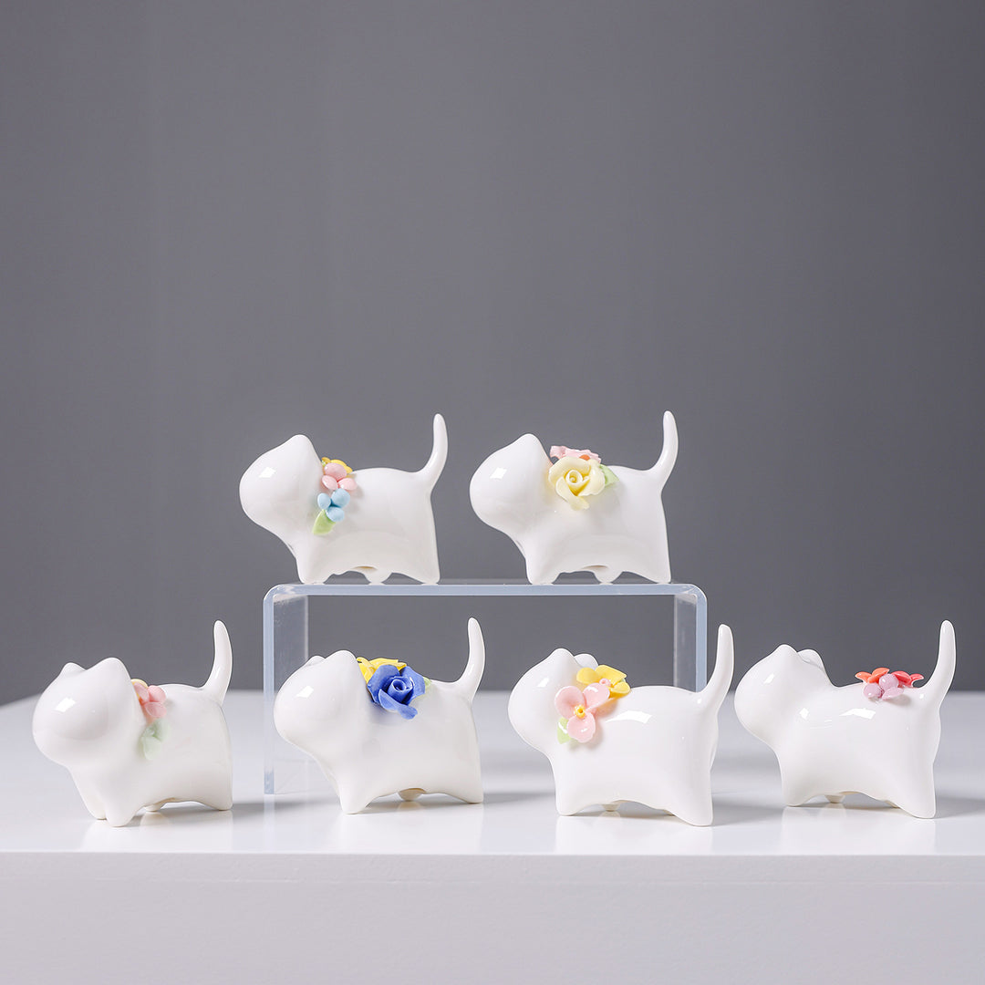 Dekorative Keramik-Hundefigur