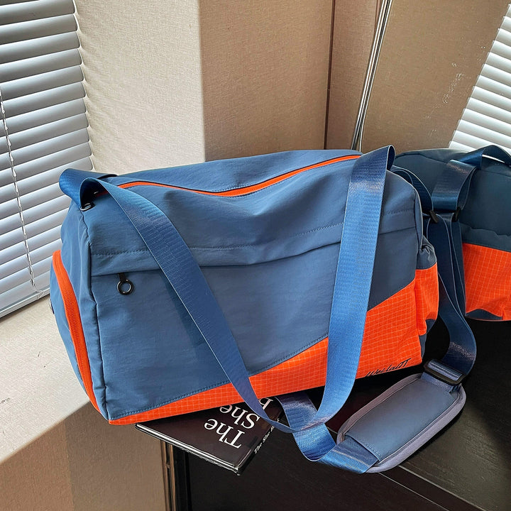 Multi-Funktionale Sport-Duffle-Karnz