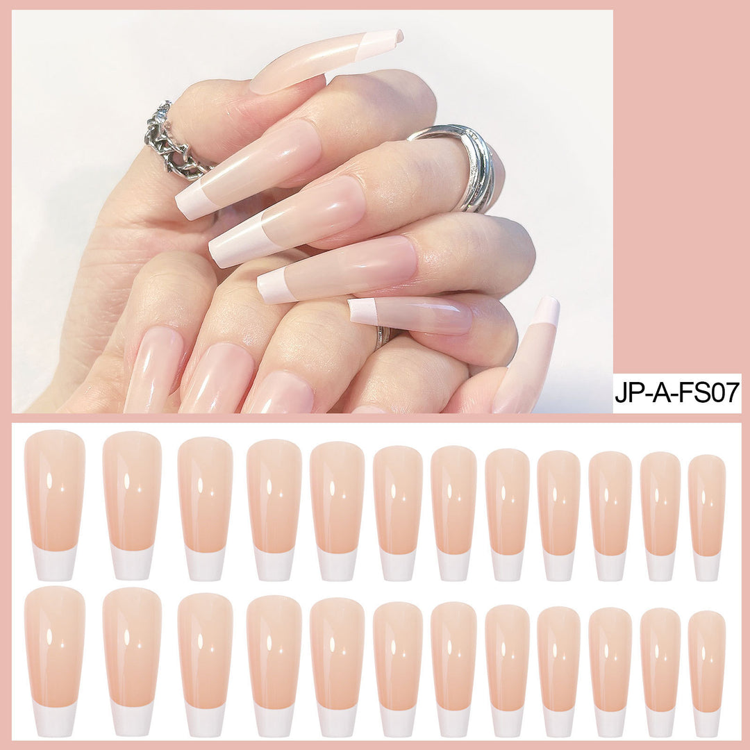 Kunstnagelset mit elegantem French-Design und Hochglanz-Finish Karnz