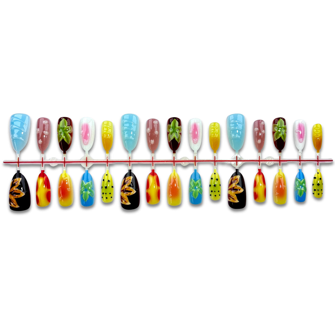 Künstlerisches Multi-Design Presse-auf Nagelset