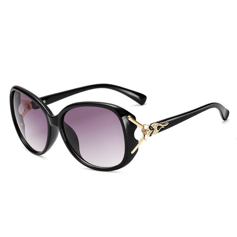 Damen Premium-Sonnenbrille mit eleganten Akzenten Karnz