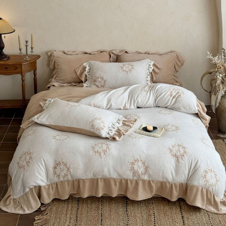 Umkehrbare florale Rüschensaum Bettbezug Set mit Kissenbezügen & dekorativem Bolster