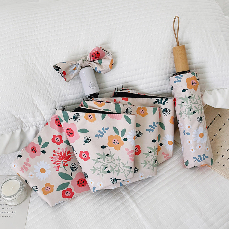 Damen Faltbarer Regenschirm mit floralem Design und niedlichen Details Karnz