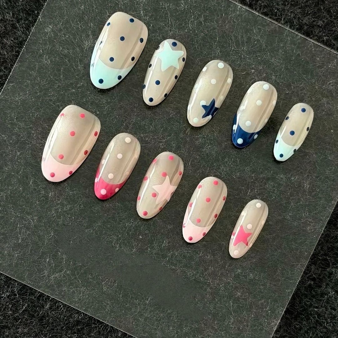 Künstlerische Themen Nageldesign Kollektion Karnz