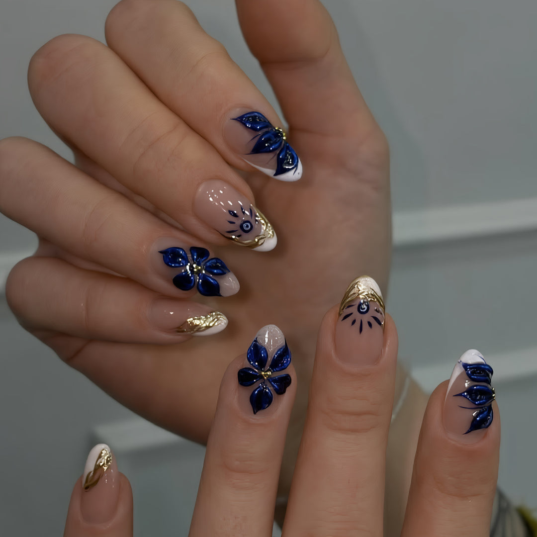 Blumige Eleganz Press-On Nägel