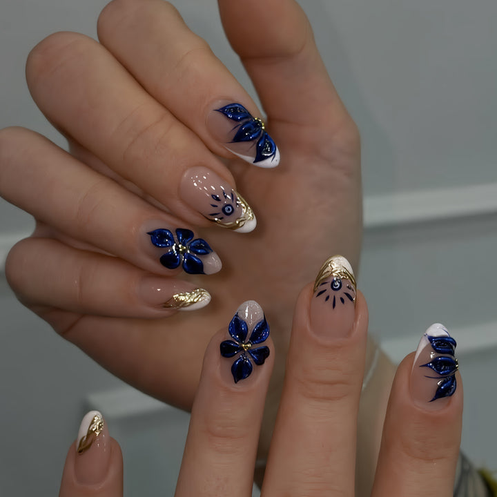 Blumige Eleganz Press-On Nägel