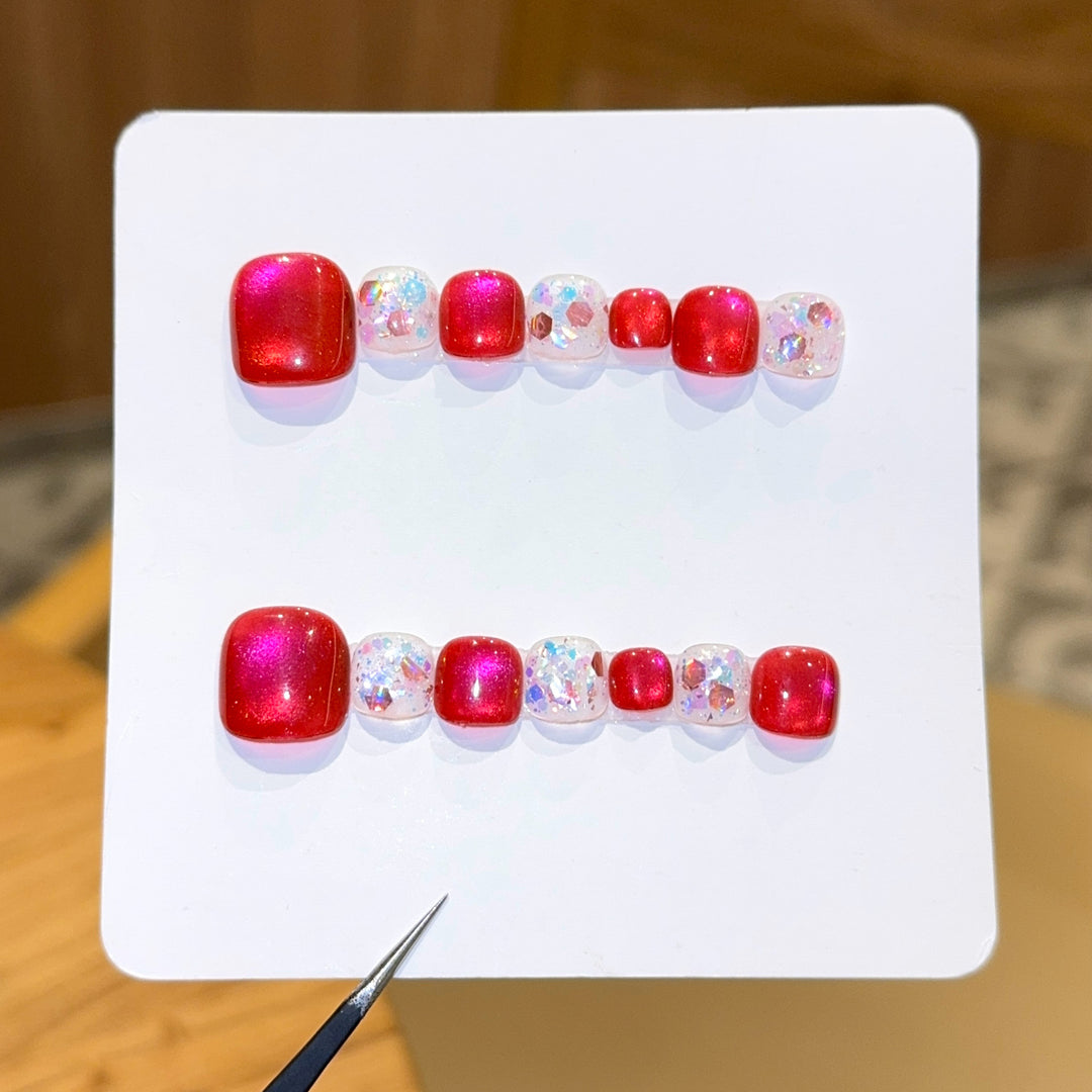 Kunstnägel mit Funkelnden Akzenten und Glitzerndem Design Karnz