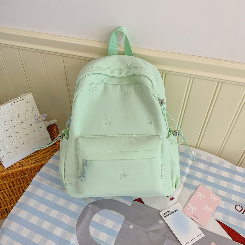 Floral Bestickter Alltagsrucksack Karnz