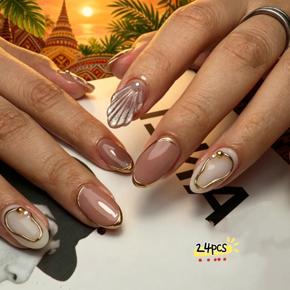 Elegantes Shell Dekorativer Press-On Nagelkunst Set