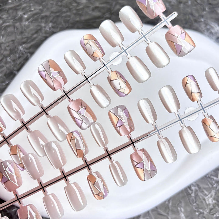 Geometrisches Design Press-On-Nagelset