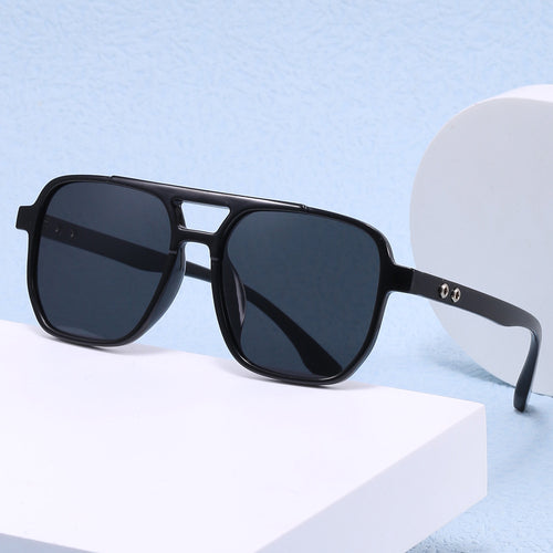 Damen modische Brille im robusten Sportdesign Karnz