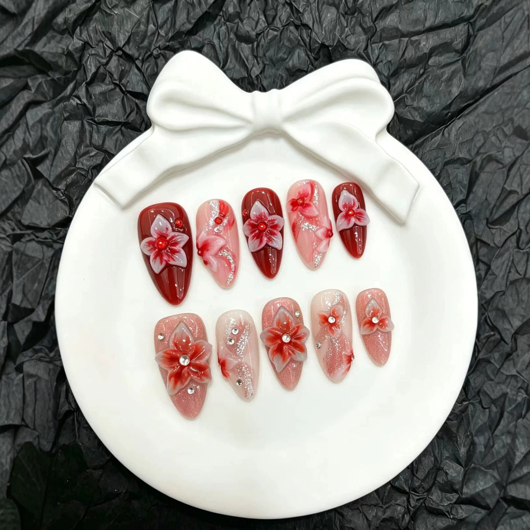 Floral Design Press-On Nail Art Set mit 3D Blumenakzenten