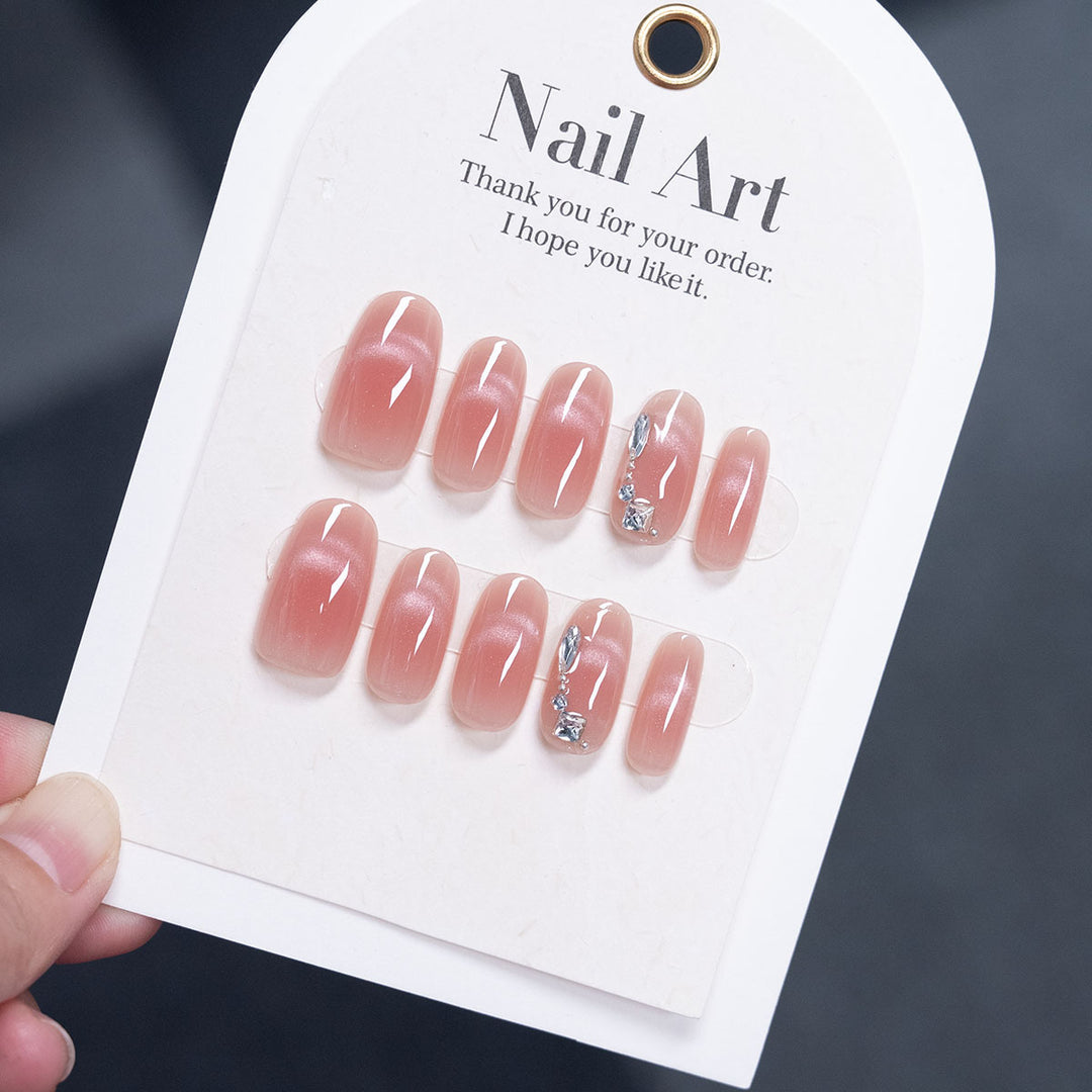 Elegantes mit Kristallen verziertes Press-On-Nagelkunst-Set