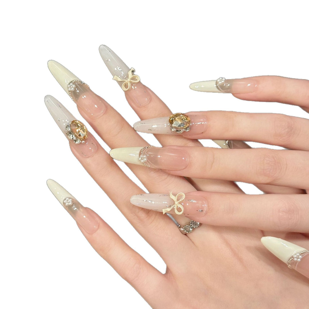 Premium Dekorative Press-On Nagelkunst Set mit einzigartigen Juwelen- und Schleifenakzenten
