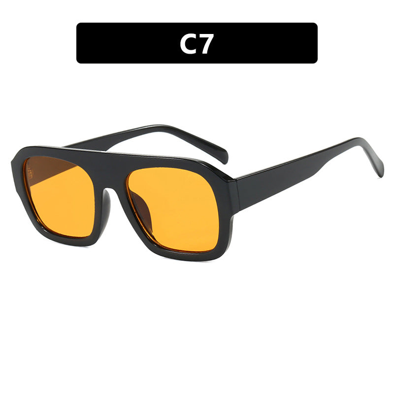 Damen modische Sonnenbrille im schützenden Oversized-Format Karnz