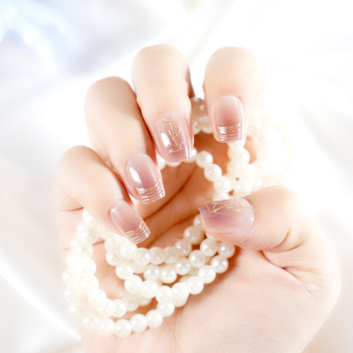 Elegante Press-On Nagelverlängerungen Karnz