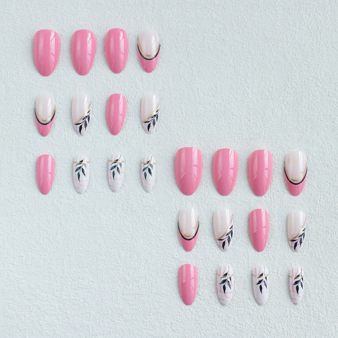 Elegantes Blumenkunst-Nagelset