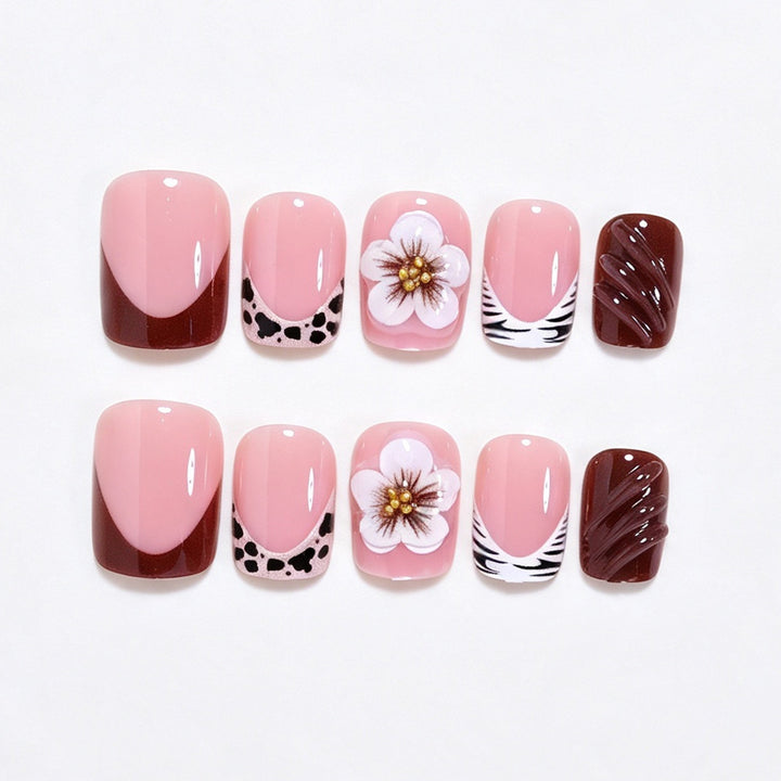 Dekorative Nagelkunst Karnz