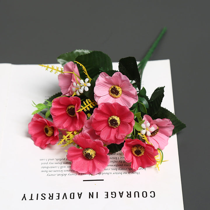 Dekorative Blumenstrauß für die Wohnkultur Anzeige