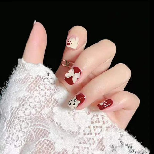 Künstlerisches saisonales Druck-Nageldesign