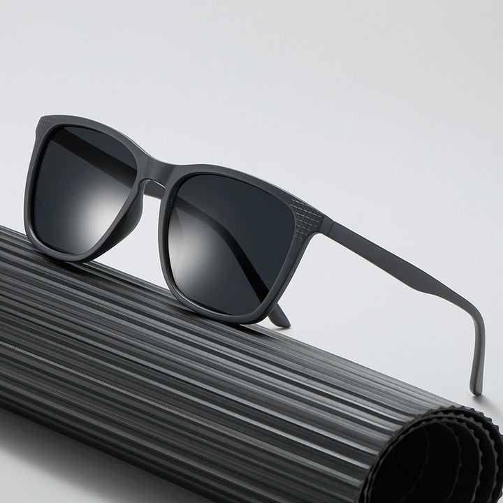Damen stilvolle Sonnenbrille mit modernem, kantigem Rahmen Karnz