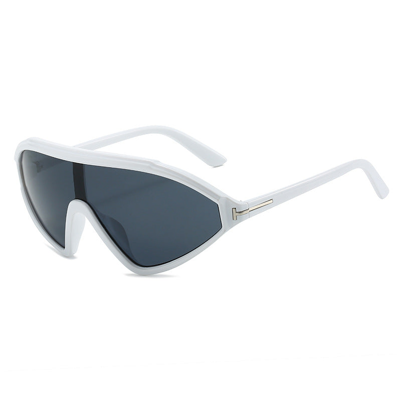 Damen sportliche Sonnenbrille mit ergonomischem Vollranddesign Karnz